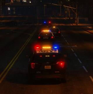 Pursuit in downtown LS