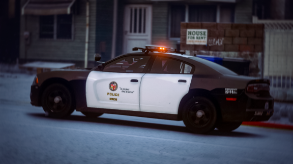 LSPD Dodge Charger on scene